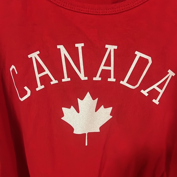A red Canada tank top in 2XL in Womens - Picture 2 of 5